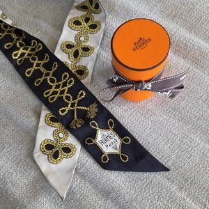 Hermès Black and Gold Twilly Scarf